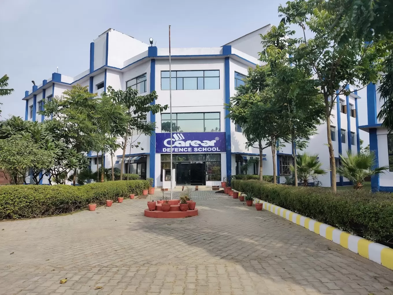 Career Defence School (CDS), Ambala